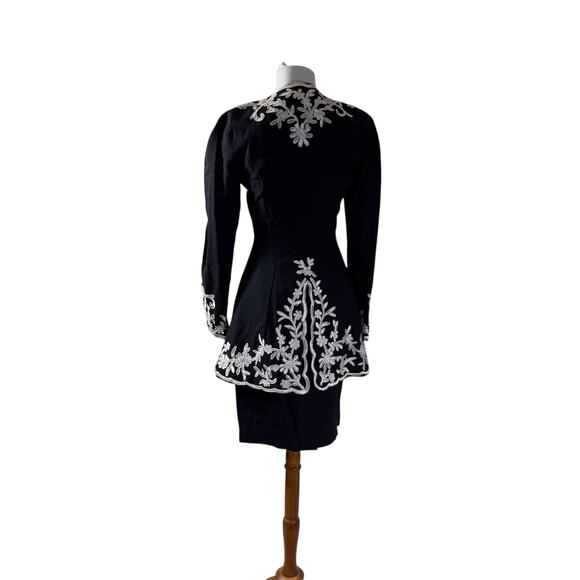 Vintage 90s MArie St. Claire Embroidered NAvy Blue Two Piece Suit Small - Picture 7 of 8